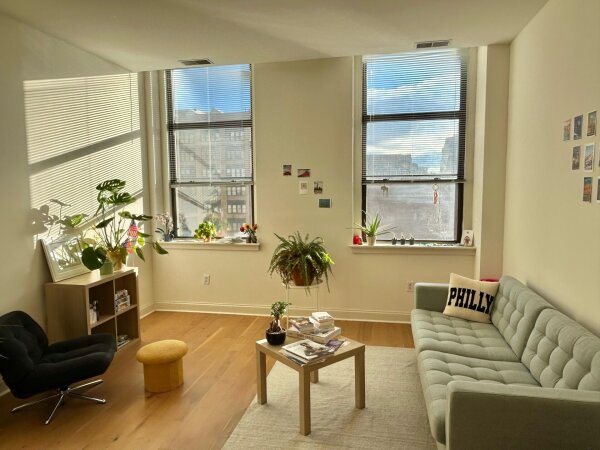 Appartement cosy près du Vieux-Port – Montréal — Salon — photo 1